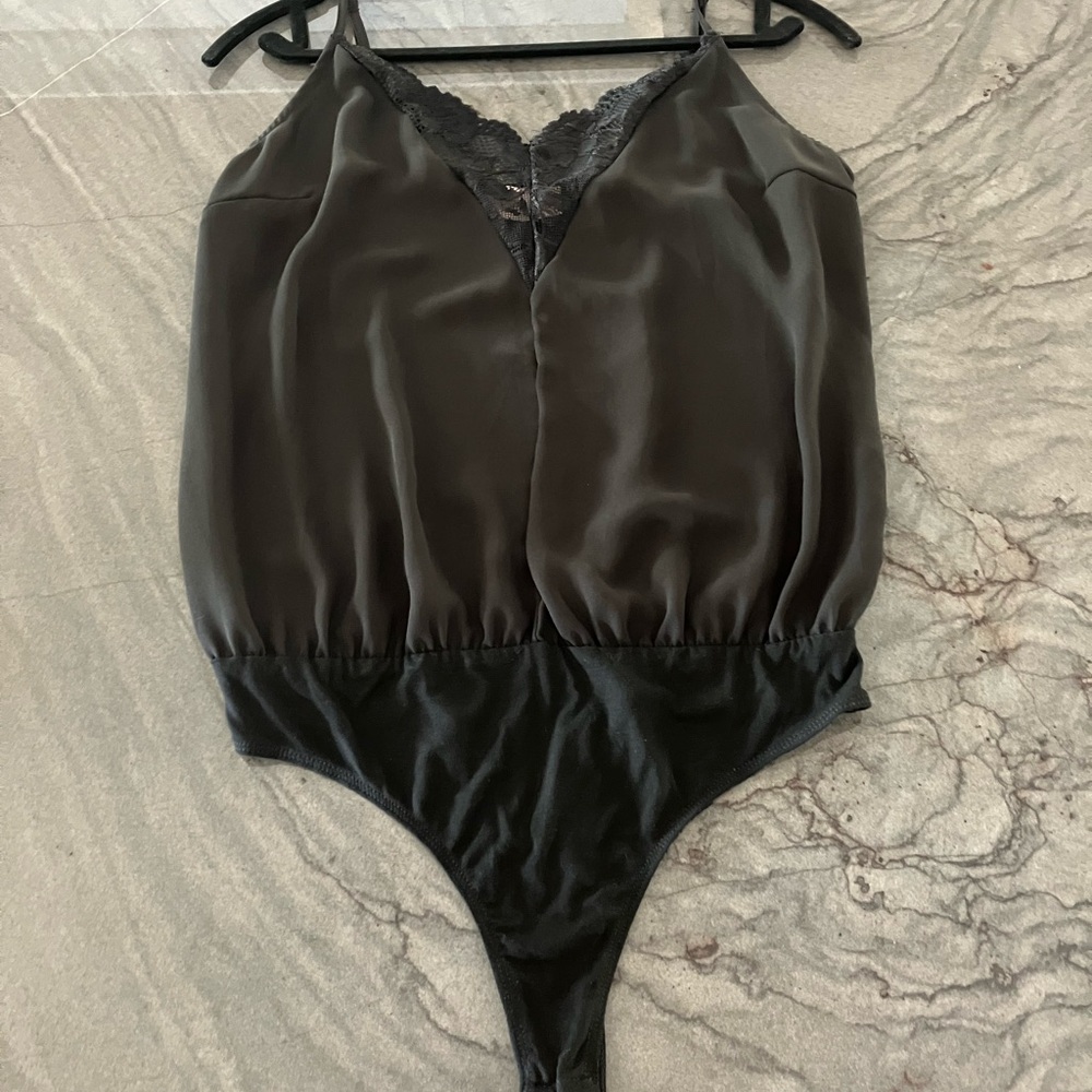 Willow & Root Black Lace-Trimmed Bodysuit (Buckle)